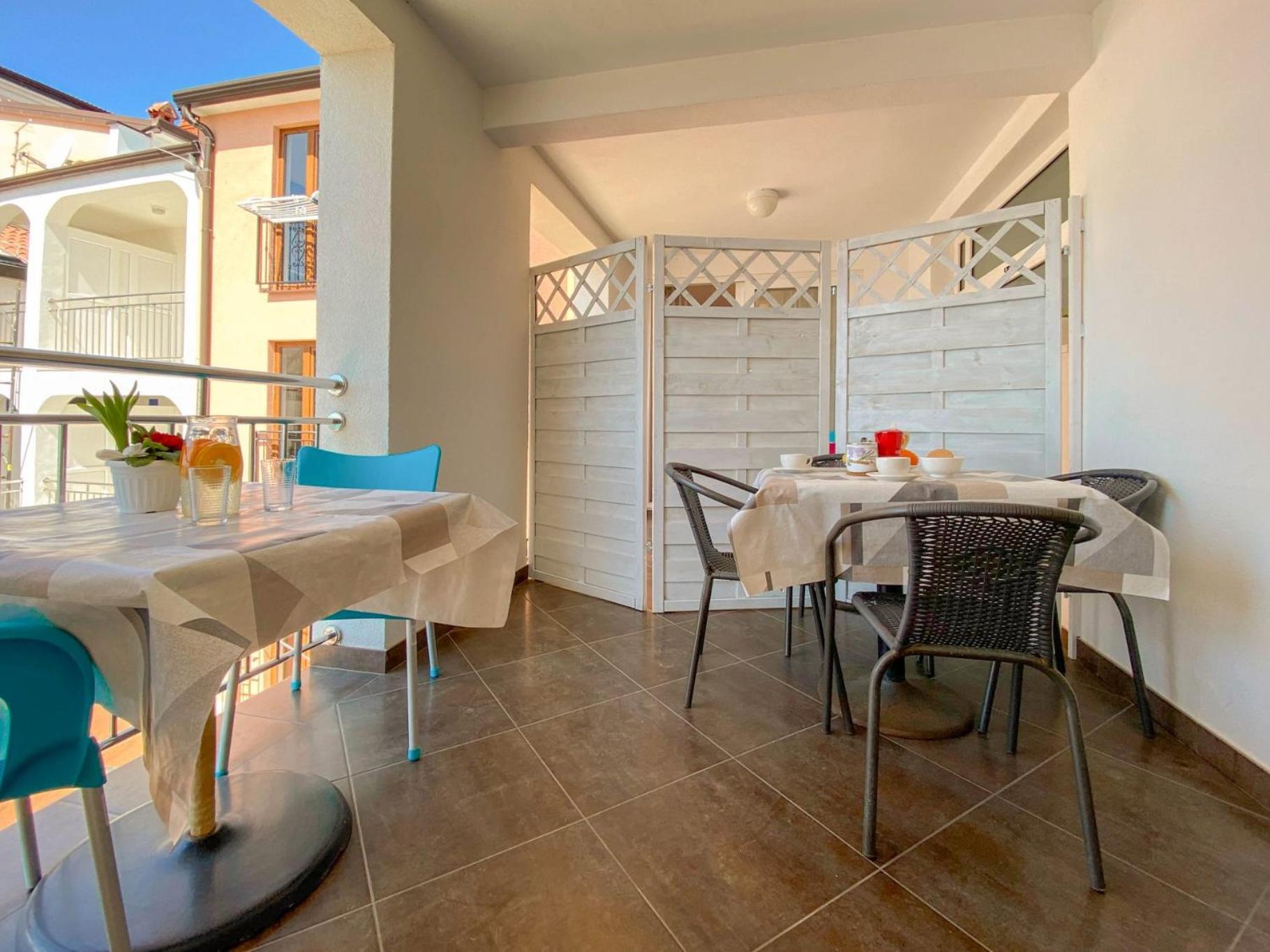 Libera One Apartment Новиград Екстериор снимка